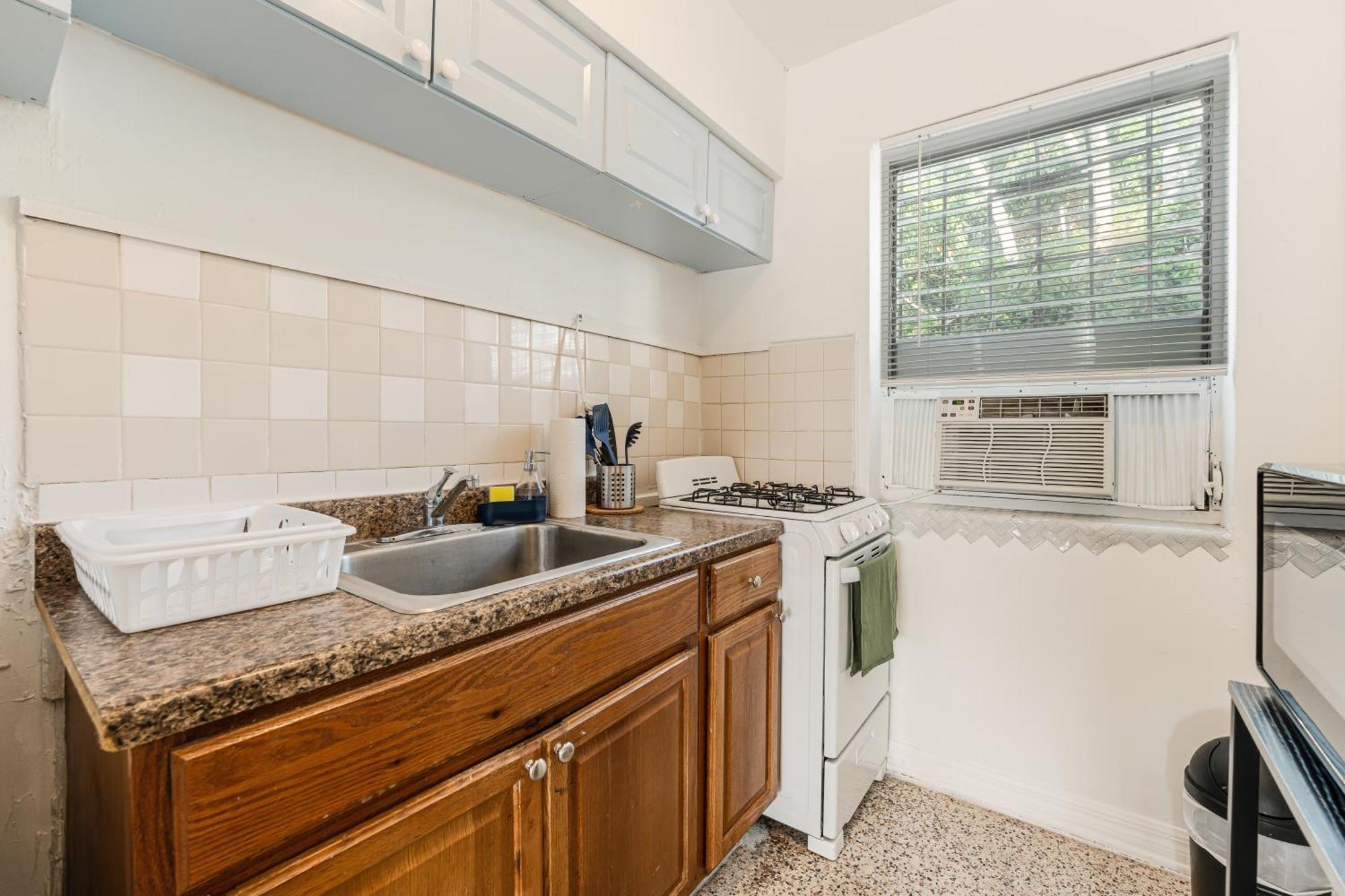 Cozy 1 Bedroom Escape In Vibrant Close Downtown * Miami