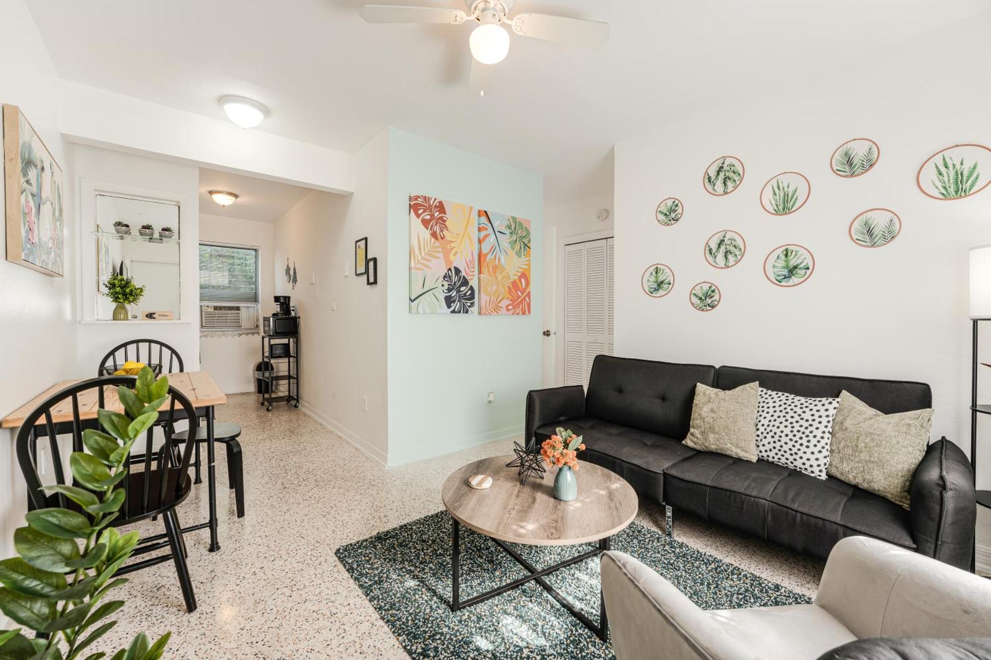 Apartment Cozy 1 Bedroom Escape In Vibrant Close Downtown *
